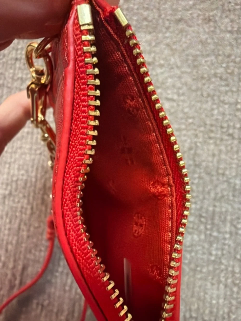 Tory Burch Red Saffiano Leather Card Holder Lanyard Wallet Gold Chain